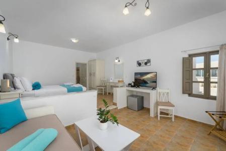 En Plo Boutique Suites Oia Santorini - 36