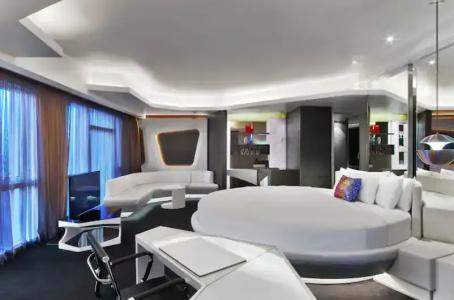 V Dubai, Curio Collection by Hilton - 74