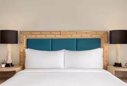 Hilton Dead Sea Resort & Spa - 51