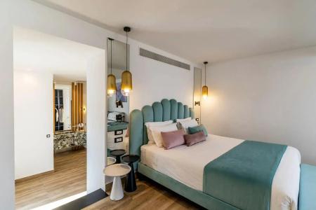 Cresanto Luxury Suites - 101