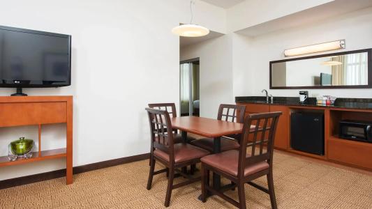 Hyatt Place Downtown - 26