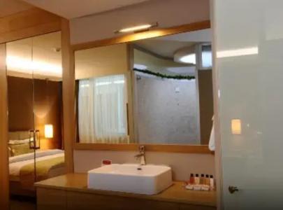 Ramada by Wyndham Podgorica - 47