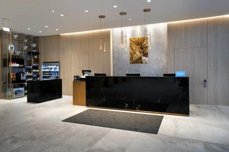 Hilton Garden Inn Budapest City Centre - 1