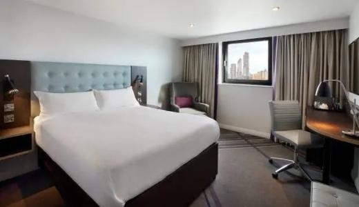 Premier Inn County Hall - 28