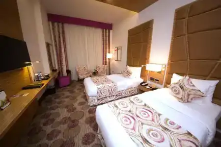 Best Western Plus Pearl Creek - 18