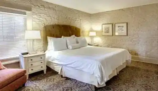 Dauphine Orleans - 39
