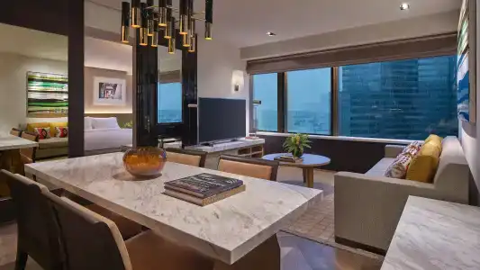 Grand Hyatt - 56