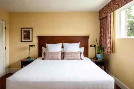 Park Lane Suites & Inn - 5