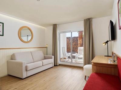 Boutique H10 White Suites - Только для взрослых - 38