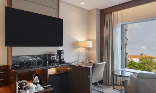 Conrad Istanbul Bosphorus - 53