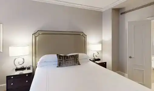 Omni Berkshire Place - 89