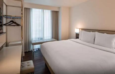 Best Western Premier Empire State - 8