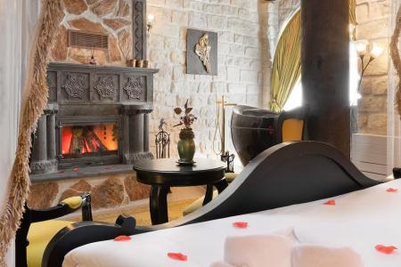 Elysion Cave Suites - 51