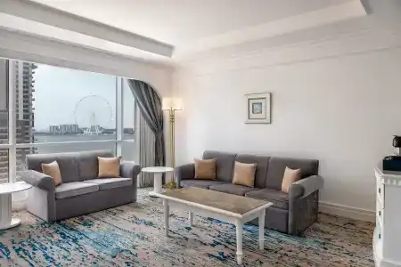 Habtoor Grand Resort, Autograph Collection - 17