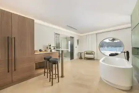 Yacht Classic - Boutique Class - 109