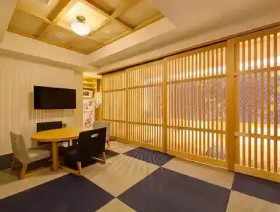 Sanrriott Kitahama - 85
