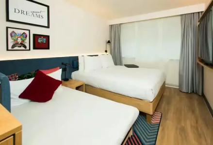Hampton by Hilton London Park Royal - 40