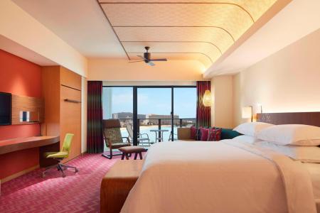 Sheraton Okinawa Sunmarina Resort - 44