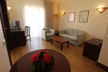 Suite Jardins Da Ajuda - 59
