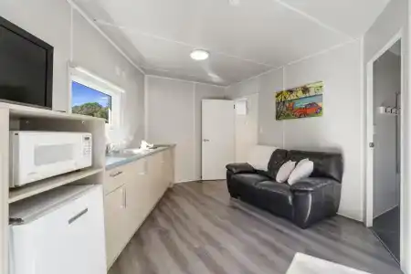 Christchurch Top 10 Holiday Park - 107