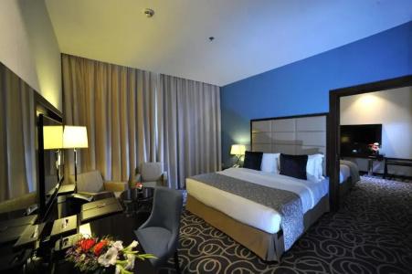 Ramada Abu Dhabi Corniche - 17