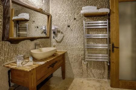 Hera Cave Suites - 174