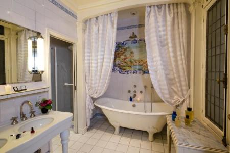 Hôtel Raphael - 98