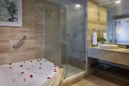 Ocean Blue & Sand Beach Resort - All Inclusive - 79