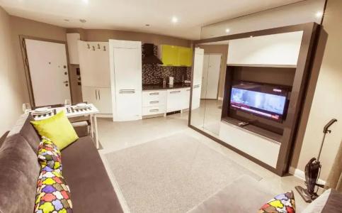 Bmk Suites - 50