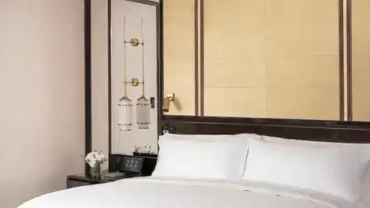 The Peninsula - 50