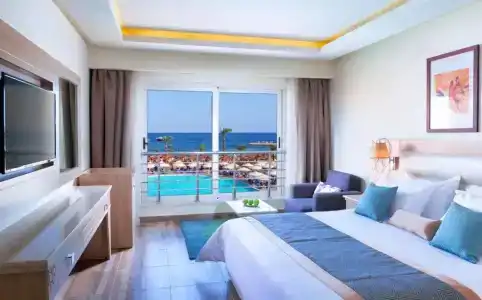 Beach Albatros - - 81