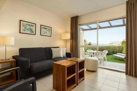 Ramada & Suites by Wyndham Costa del Sol Fuengirola - 198