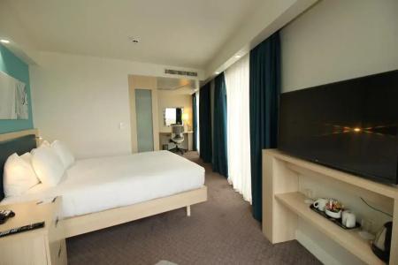 Hampton By Hilton London Docklands - 24