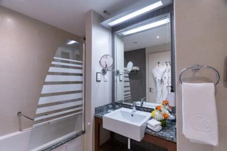 Amwaj Rotana, Jumeirah Beach - Dubai - 32