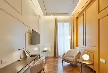 The Britannique Naples, Curio Collection By Hilton - 78