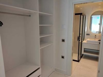Elite Luxury Suite & Spa - 11
