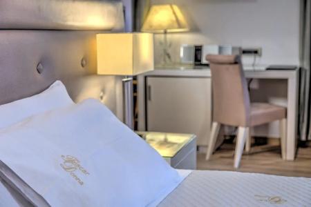 Fiscardonna Luxury Suites - 17