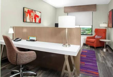 Hilton Garden Inn Charlotte Waverly - 54