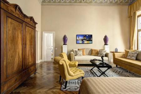 Grand Cavour - 72