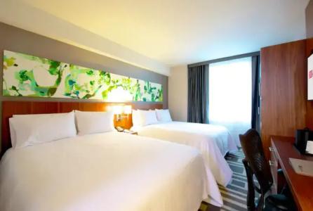 Hilton Garden Inn Central Park South - 50