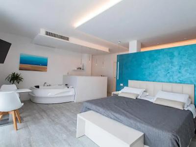 Ferretti Beach - 73