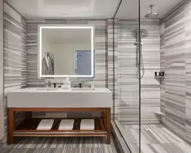 Hyatt Centric the Pike - 54