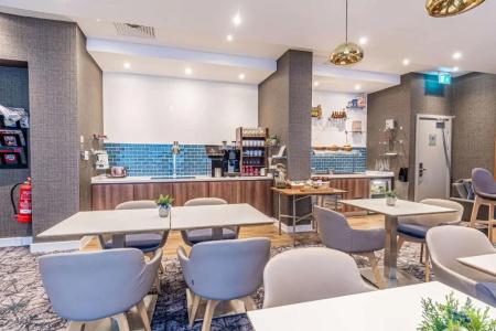 DoubleTree by Hilton London Angel Kings Cross - 90