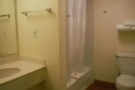 La Quinta Inn by Wyndham Austin Capitol / Downtown - 38
