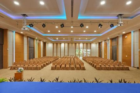 Welcome World Beach Resort & Spa - 18