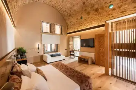 Domus Renier Boutique - Historics Worldwide - 72