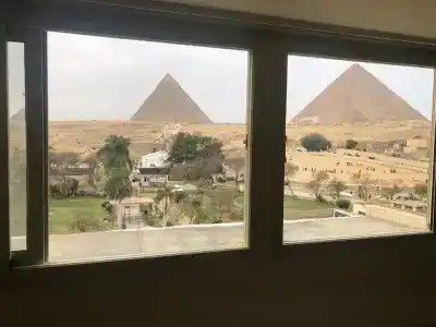 Great Pyramid Inn - 48