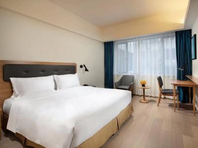 Holiday Inn Shanghai Hongqiao Central, An Ihg - 37