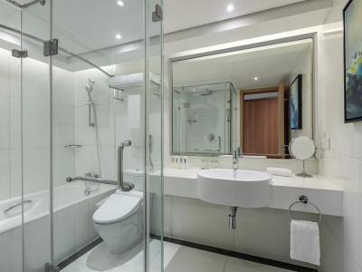 Holiday Inn Shanghai Hongqiao Central, An Ihg - 50