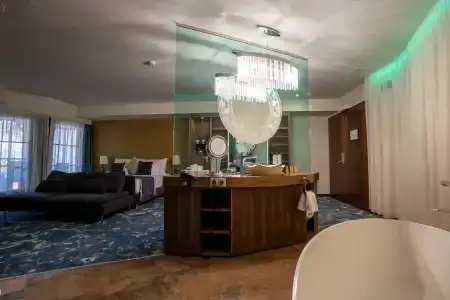 Cascade Resort & Spa - 26